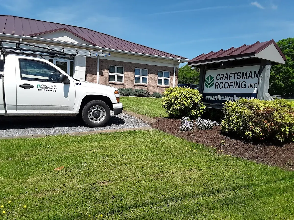 Quality Gutter & Downspout Repair by experienced craftsmen in Arlington Heights